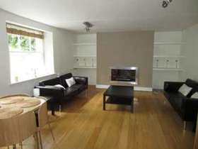 2 bedroom Flat to re...